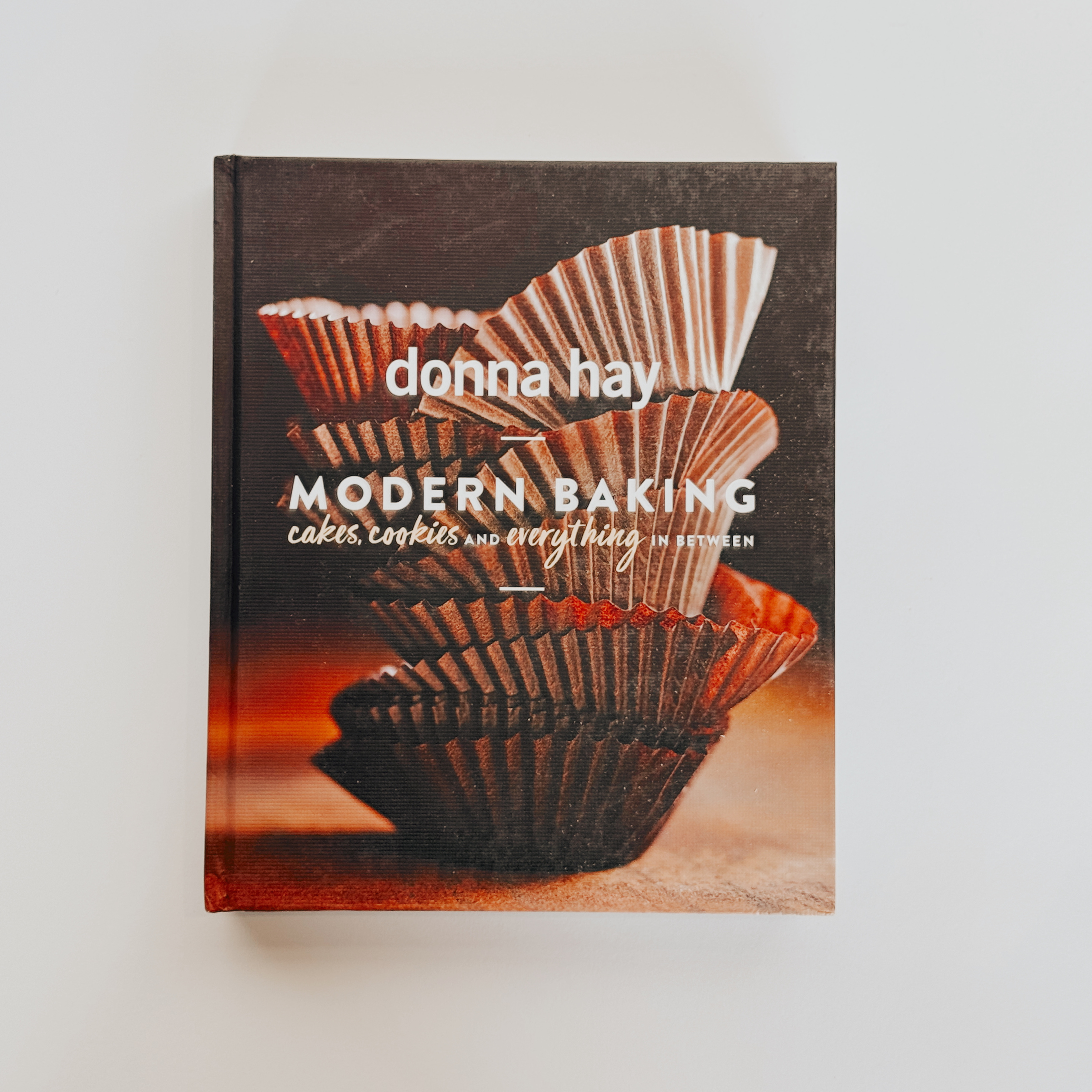 Modern Baking by Donna Hay