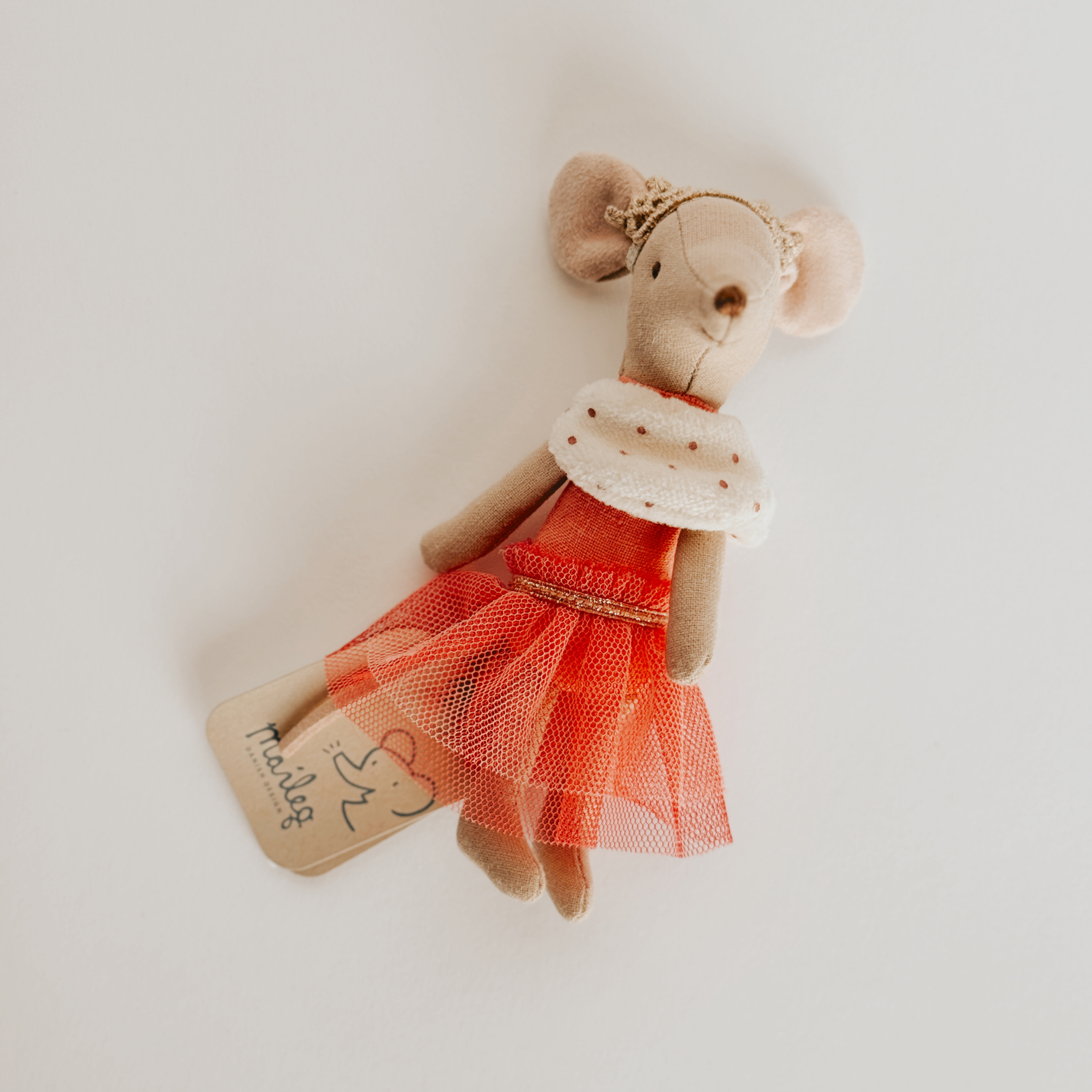 Maileg - Big Sister Princess Mouse by Grace & Company wears a crown, red dress, and white scarf on a white background.
