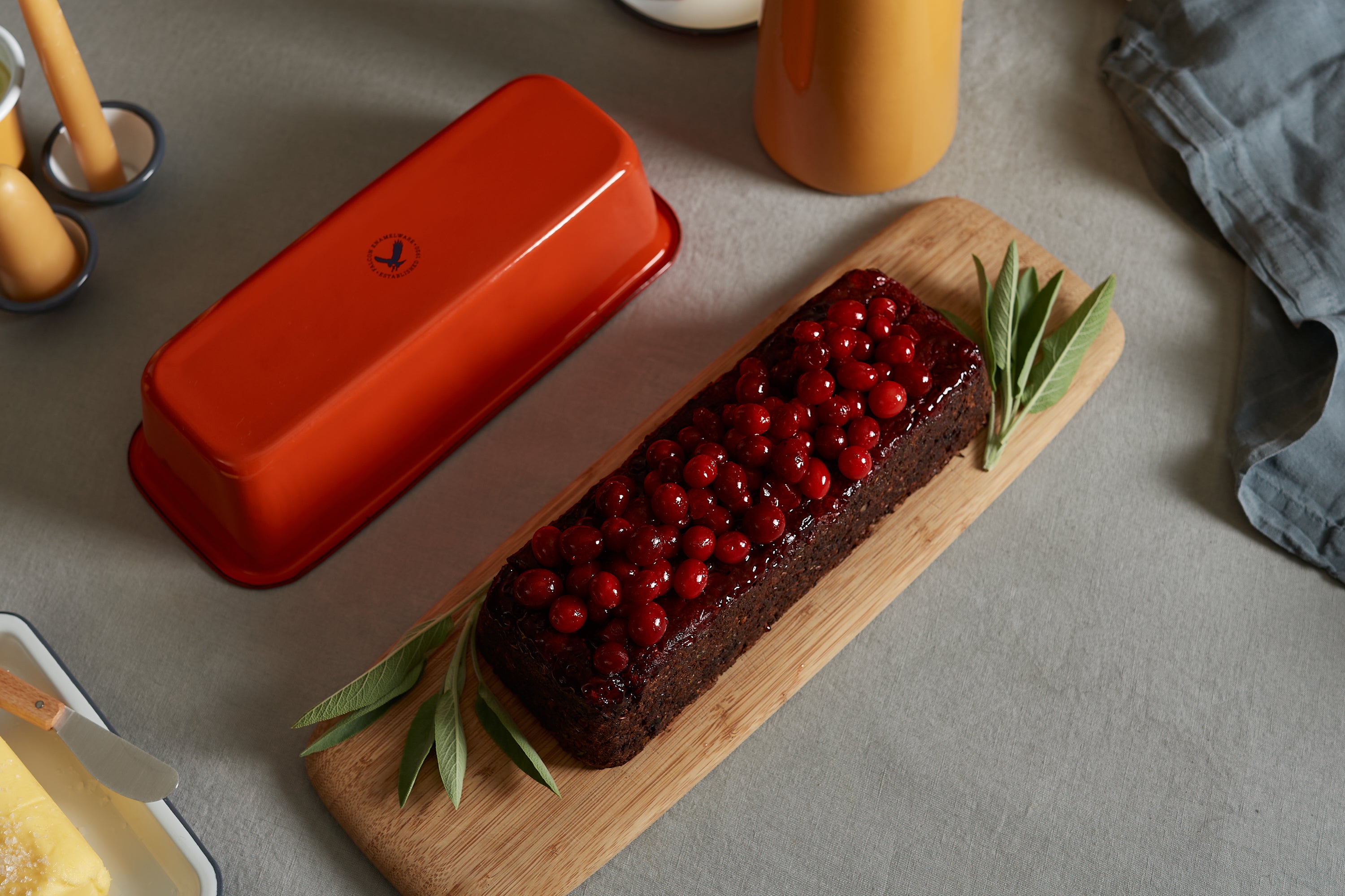 Falcon Enamelware Loaf Tin - Thumbnail 3