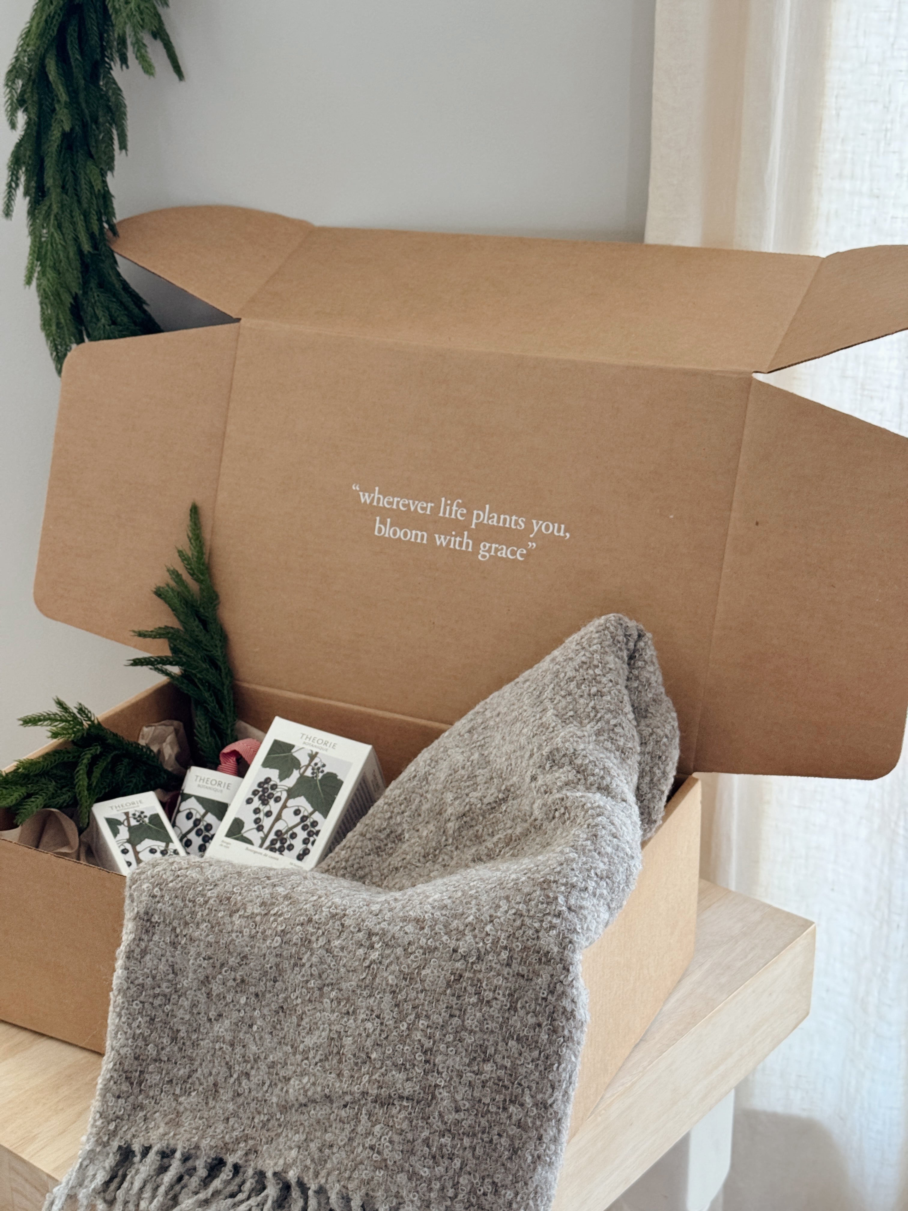 Grace Co - Holiday Gift Box  " Cozy Weekend "