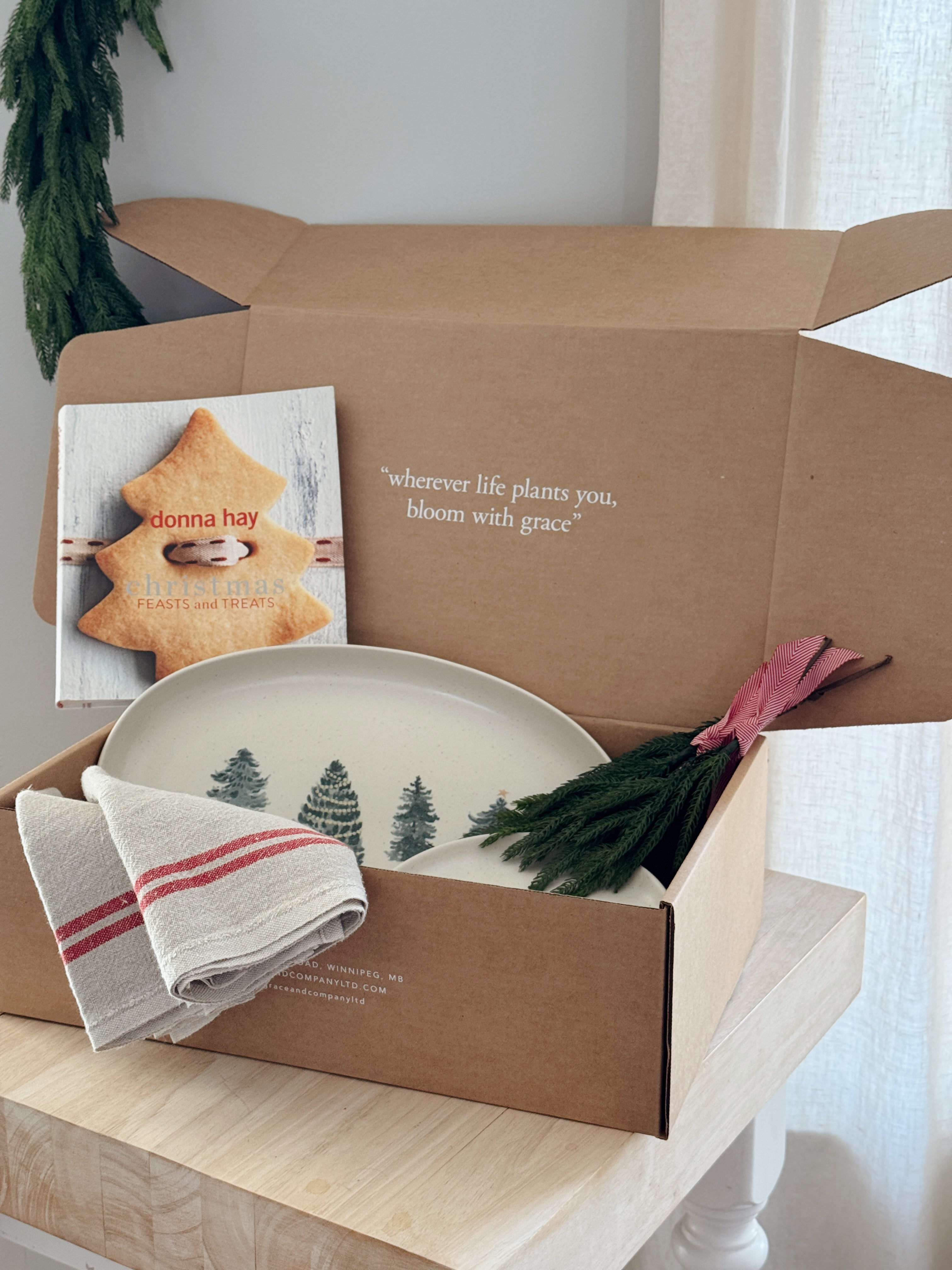 Grace Co - Holiday Gift Box "Christmas Magic "
