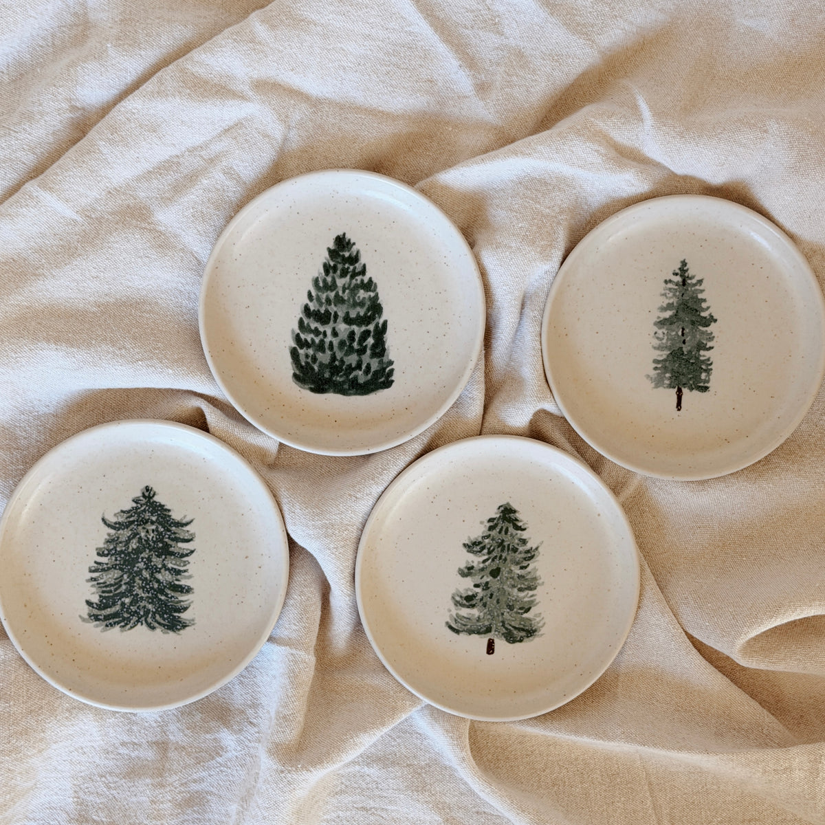 Costa Nova  Holiday Motif Appetizer Plate Set
