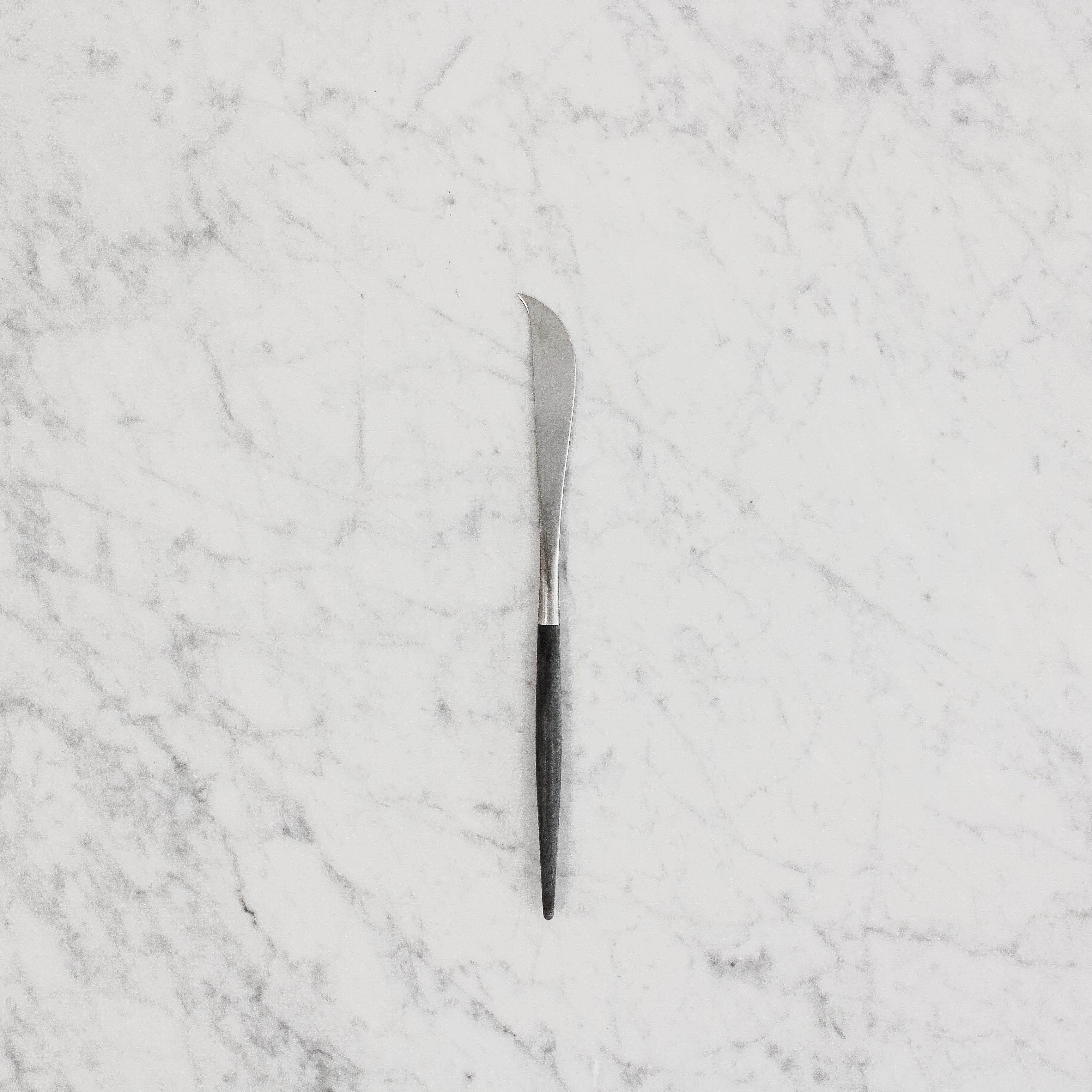 cutipol "goa" cheese knife with black handle