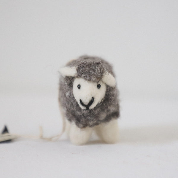 Scandi - Mini wooly sheep - Grace & Company